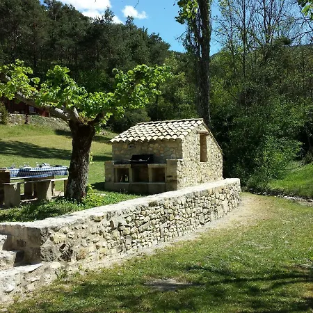 Holiday home Bergerie Baron Chauvac-Laux-Montaux